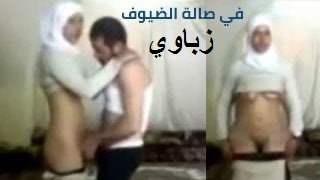 ملحقش ينيكها وراح جاب لبنه علي جسمها سكس محجبات عرب – سكس مصري