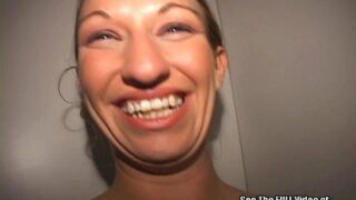 سكس اخوات يقزف حليبه على كس اختو Egyptian Queen Sucking Glory Hole Dicks!