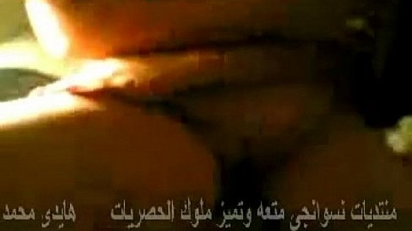 سكس نيك لص يجخل على فتاء شرم كسها neswangy sknalgam3a