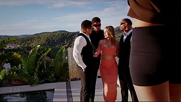 Unexpected 3 BBC Gangbang During Photoshoot,Irish Snowbunny Tina Snow Pissed On & Destroyed